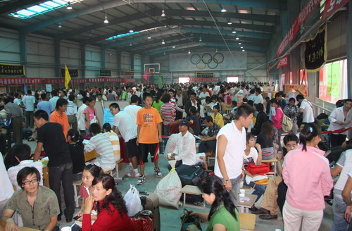 青青校園喜迎莘莘學子