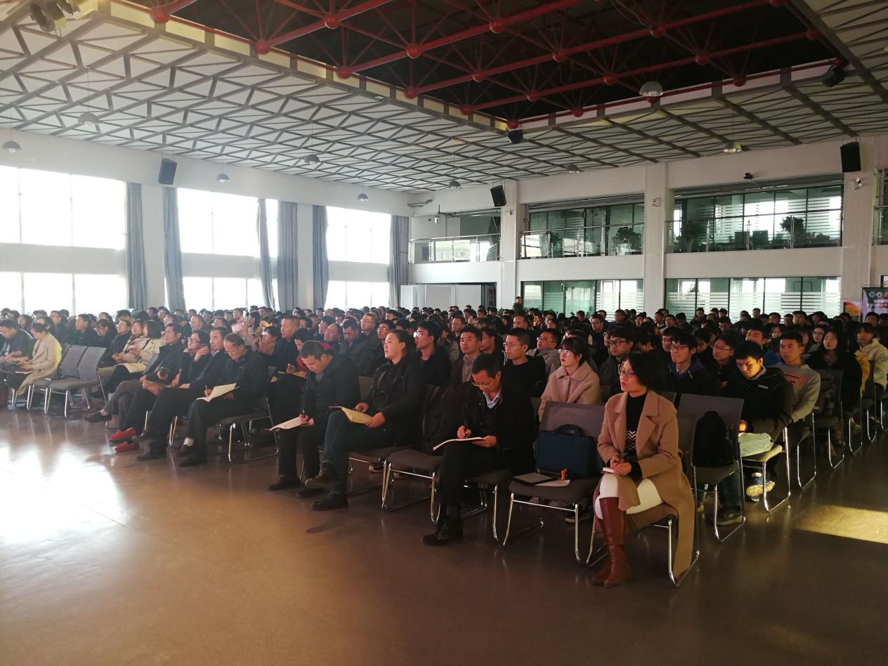 宣講會(huì)現(xiàn)場(chǎng)