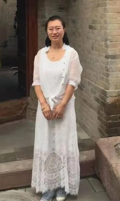 春風(fēng)化雨，潛心育人 | 石蕾：將最好的青春留給講臺(tái)