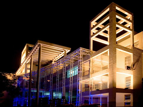 理工大重點(diǎn)實(shí)驗(yàn)室夜景