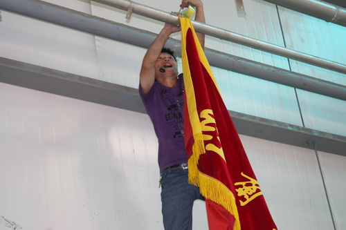 迎新花絮之一：宜海清荷喜迎八方學(xué)子（8月25日））