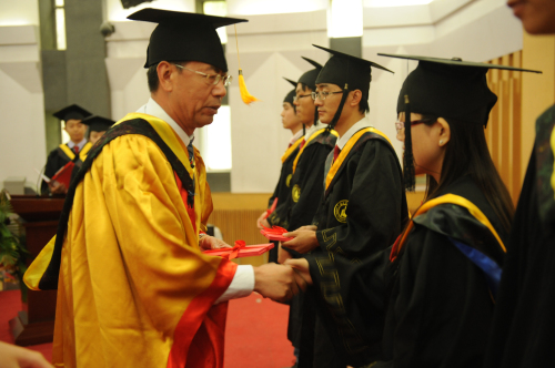 2013年畢業典禮圖片集