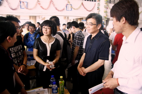 2013年春季學期雙向選擇洽談會成功召開