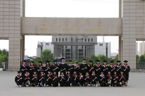 畢業季：放飛青春 追逐夢想