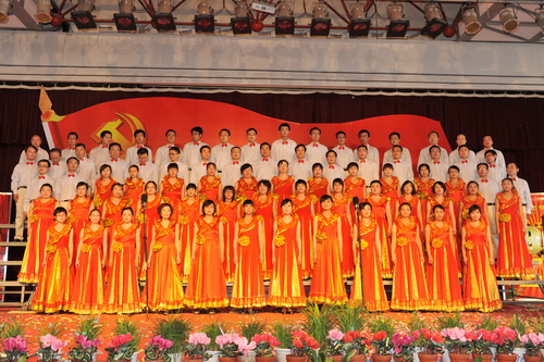 “我為黨的生日高歌、我為創先爭優添彩”教職工合唱比賽掠影之二