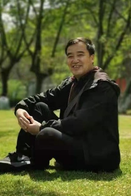 【2022師德標兵候選人風采】 馬克思主義學院：景君學